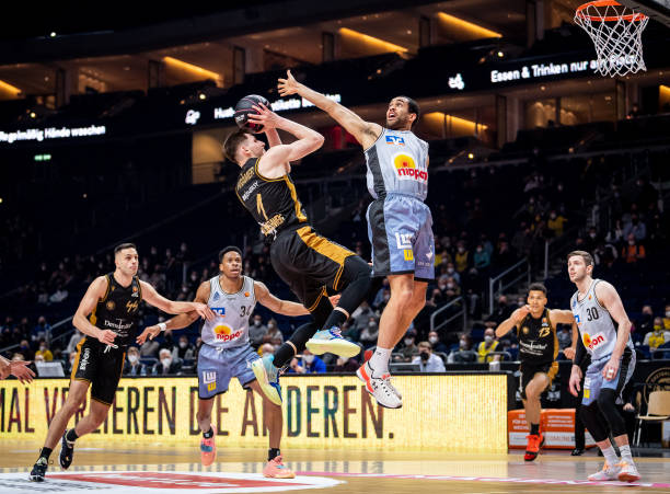 们表现得有 们表现得有