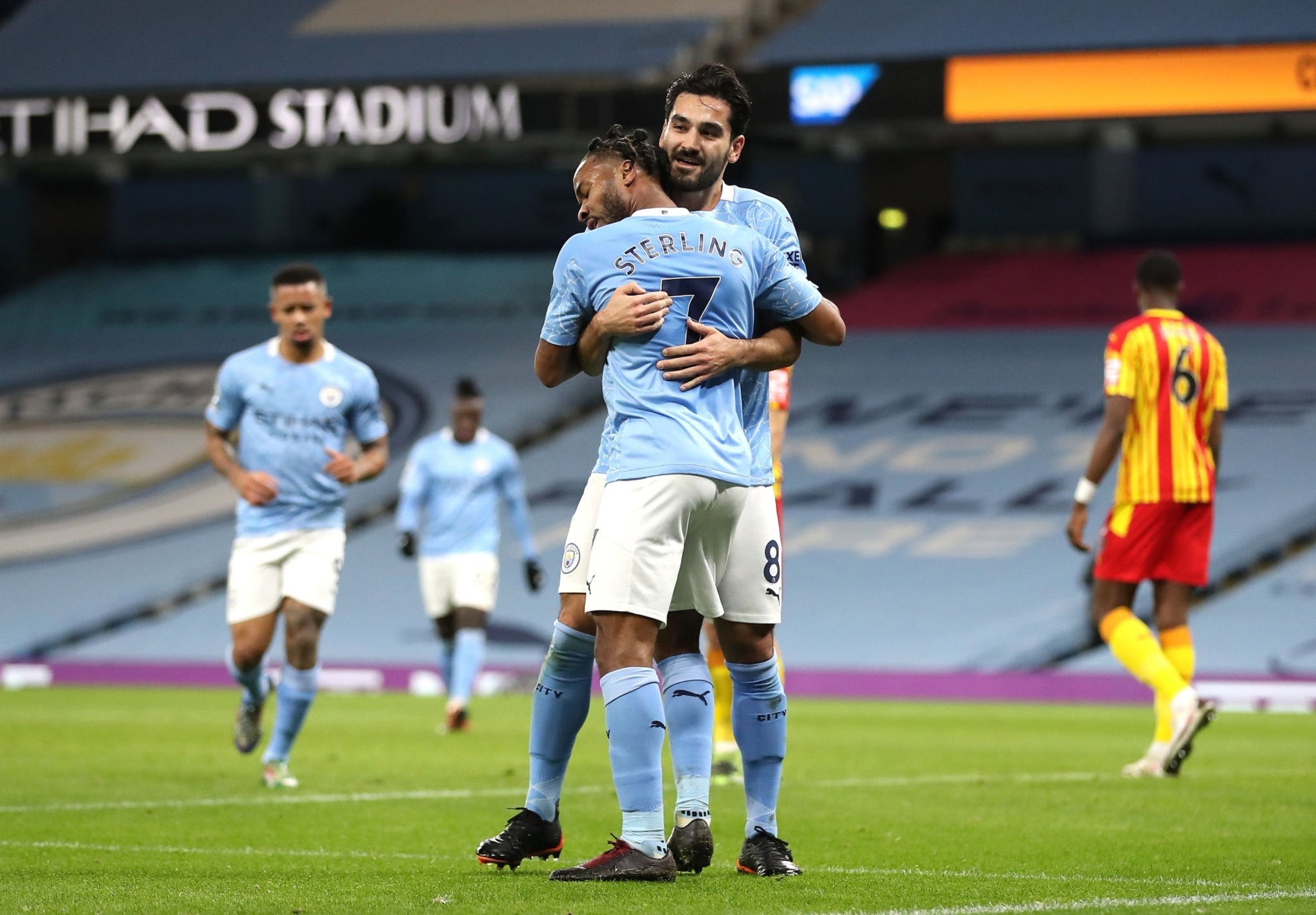 斯带领下的 斯带领下的