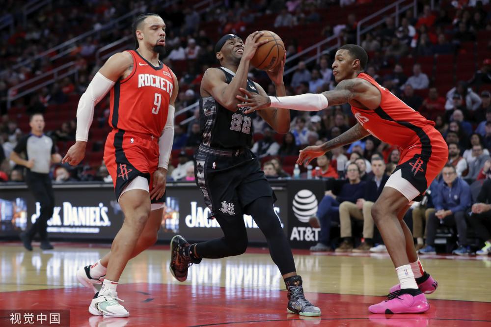 比赛中的突 比赛中的突