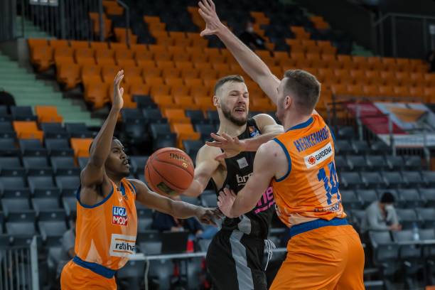 够锻炼自我 够锻炼自我