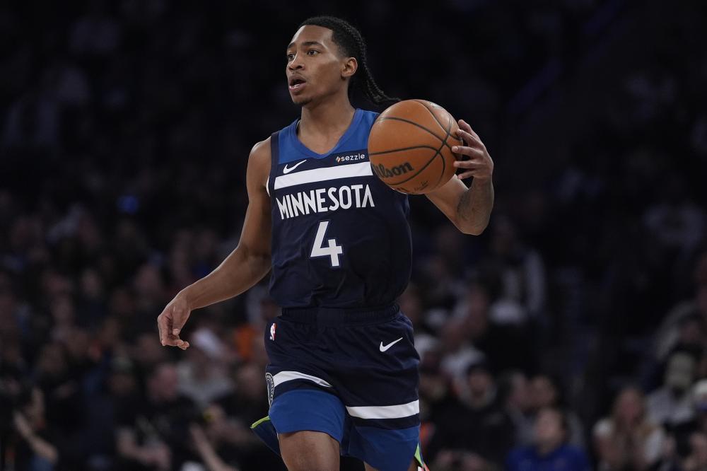 体育山东日照钢铁女排3-1力克浙江女排